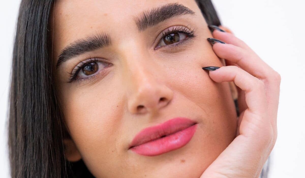 causes-brittle-nails-fix-problem