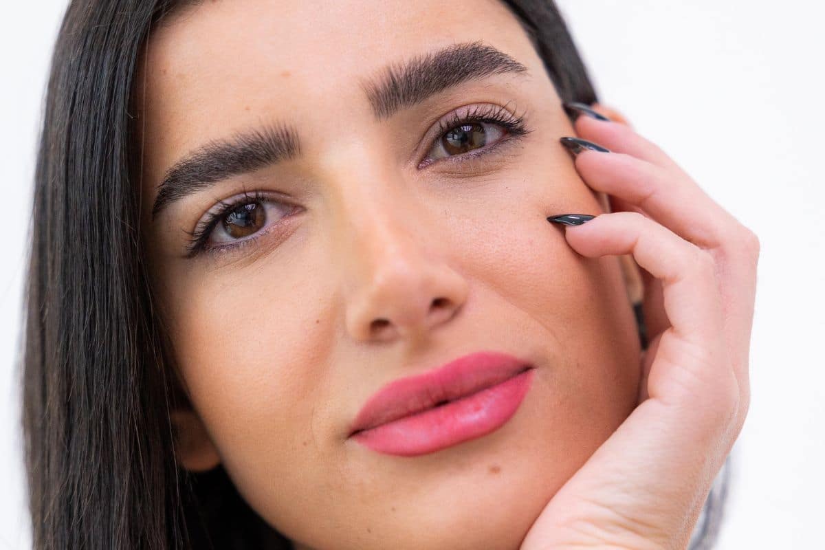 causes-brittle-nails-fix-problem